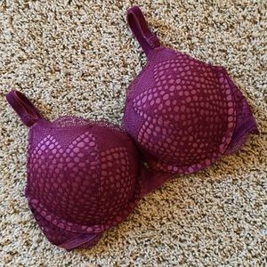 Victoria’s Secret Push-up Bra 32B